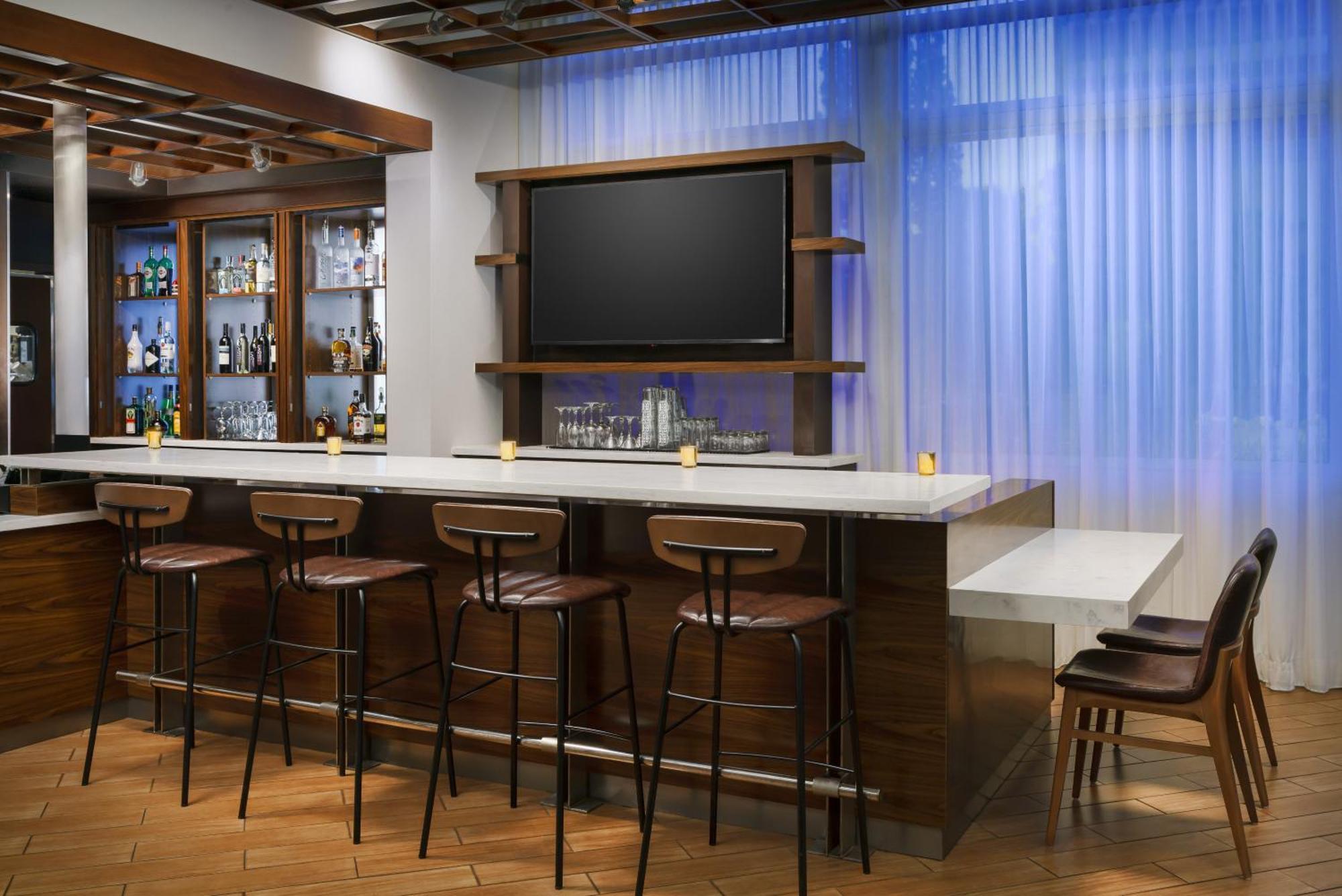 Courtyard By Marriott Los Angeles Woodland Hills Extérieur photo