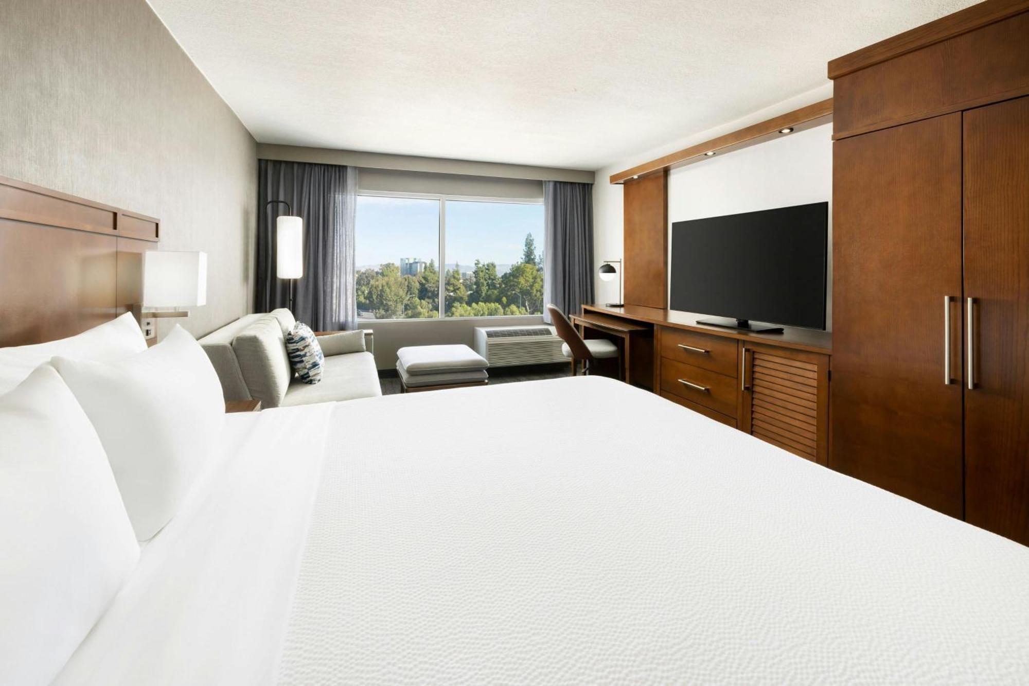 Courtyard By Marriott Los Angeles Woodland Hills Extérieur photo