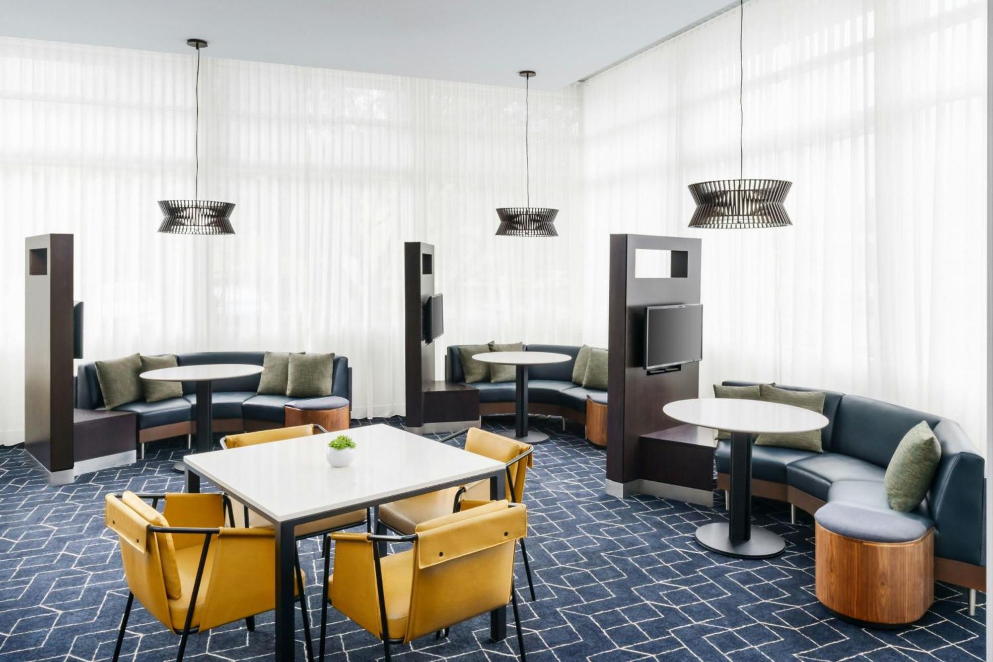 Courtyard By Marriott Los Angeles Woodland Hills Extérieur photo