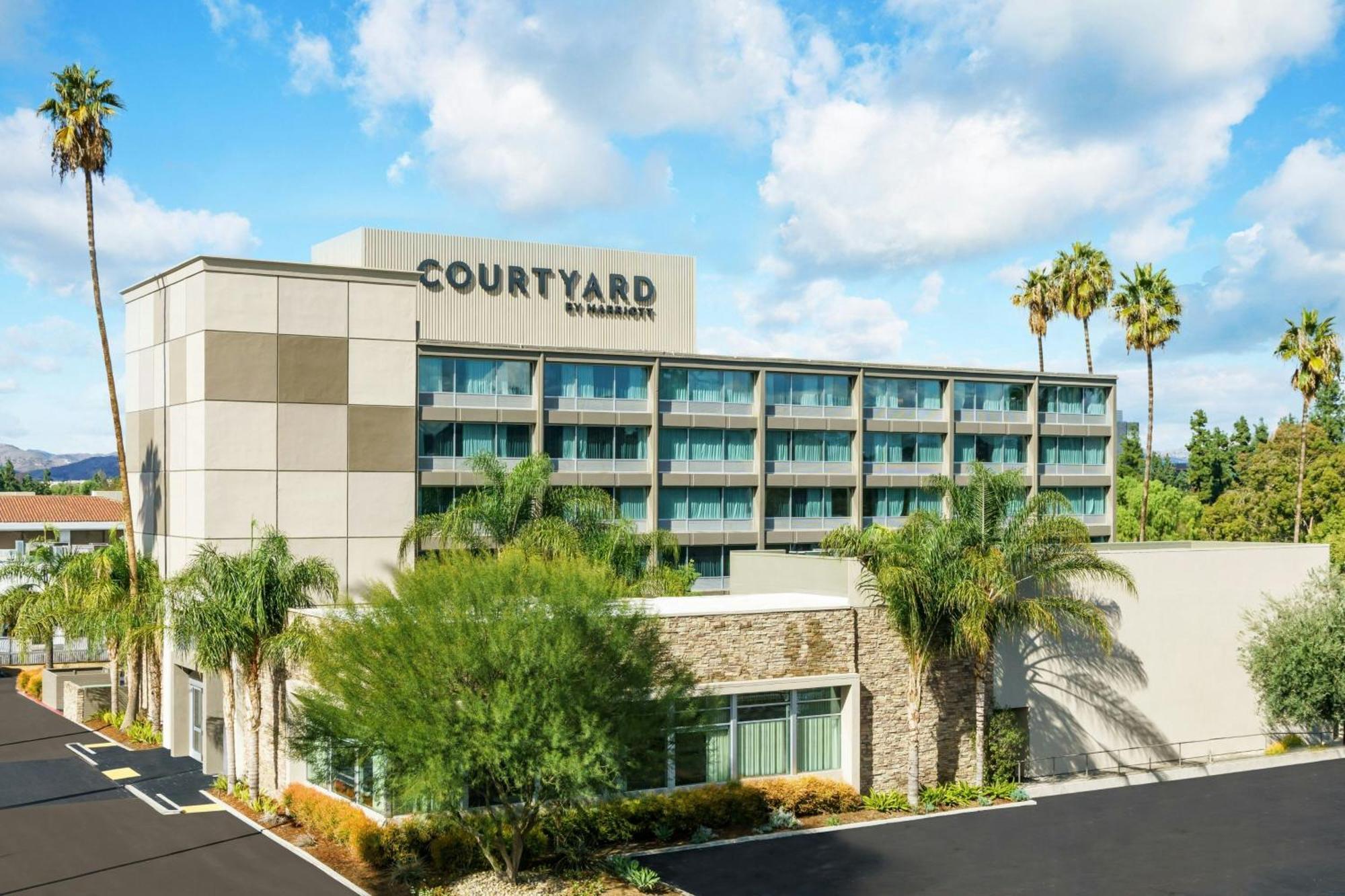 Courtyard By Marriott Los Angeles Woodland Hills Extérieur photo