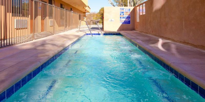 Courtyard By Marriott Los Angeles Woodland Hills Extérieur photo